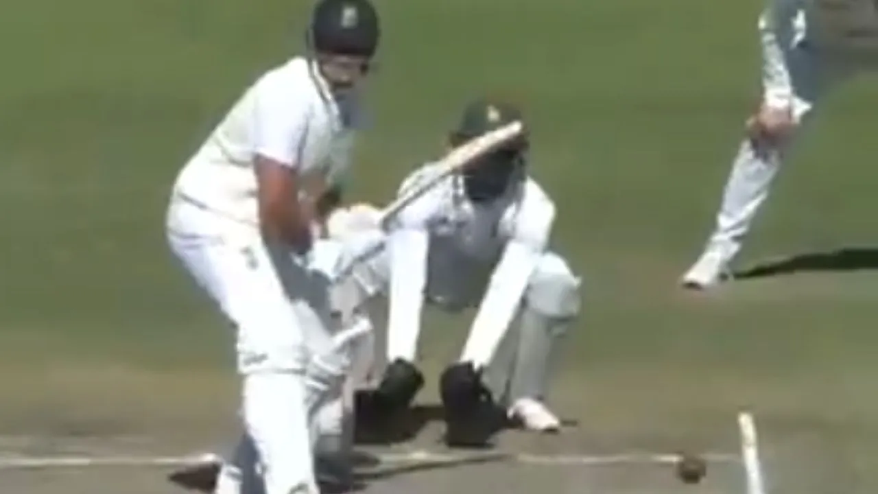 Lhuan-dre Pretorius stunning bowled.webp